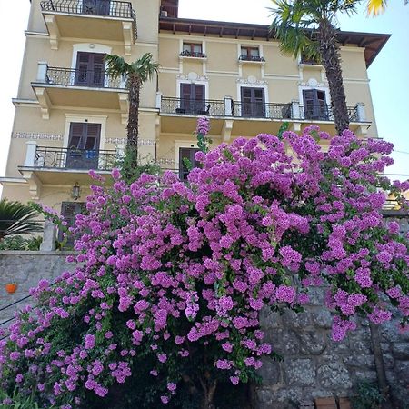 Villa Marija Ловран Экстерьер фото