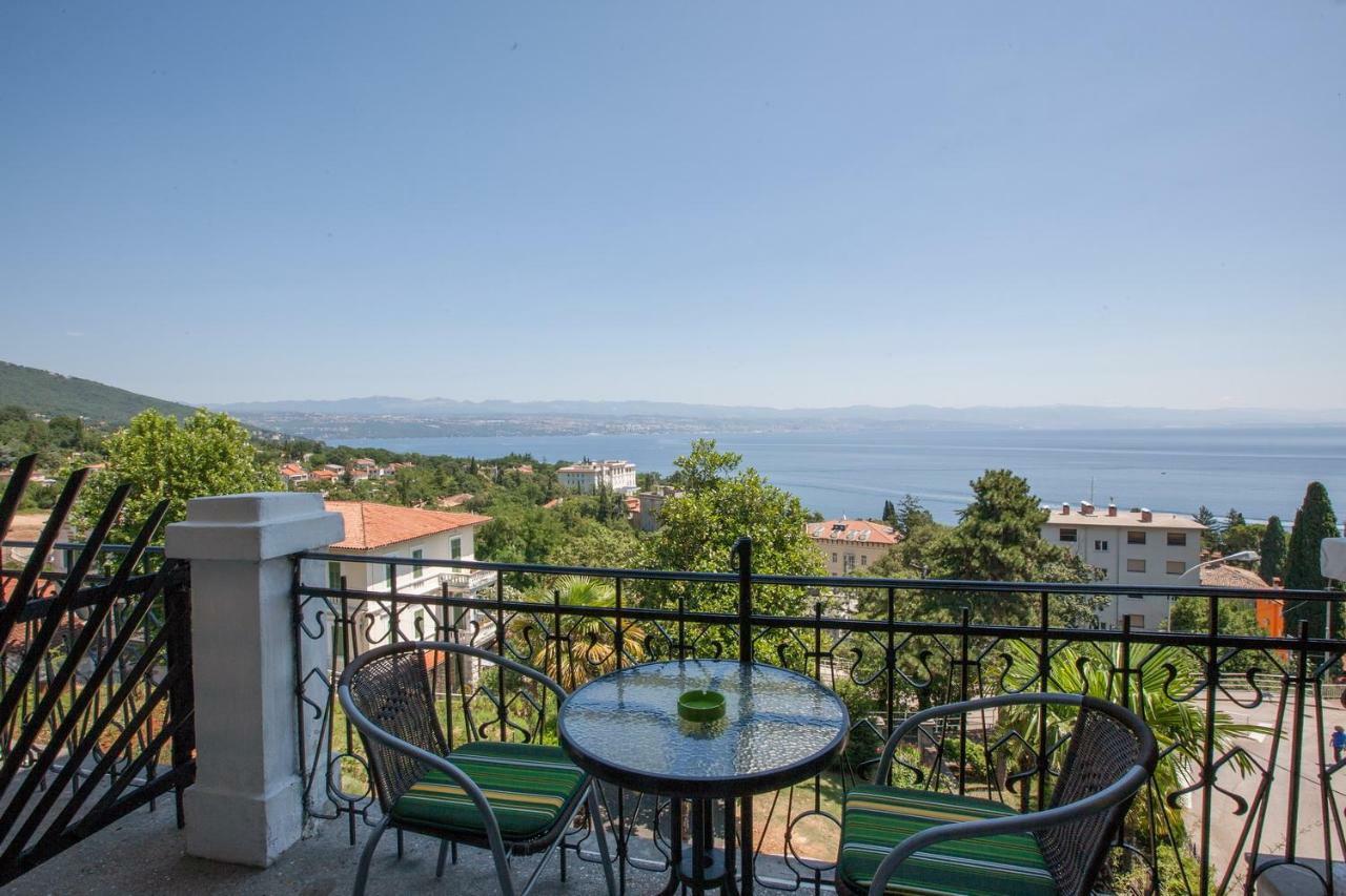 Villa Marija Ловран Экстерьер фото